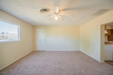 7932 W Mitchell Dr, Phoenix, AZ 85033 - photo 6