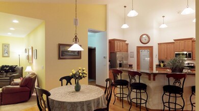 Dining and Breakfast Bar
