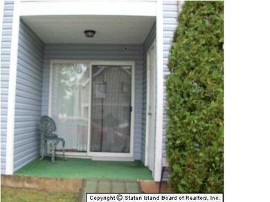 131 Gervil St unit 1, Staten Island, NY 10309 - photo 2