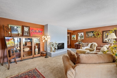 183 NE Scenic Dr, Grants Pass, OR 97526 - photo 7