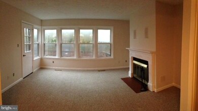 23342 Red Oak Ct, California, MD 20619 - photo 7