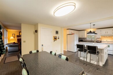 60 Lamson Dr, Merrimack, NH 03054 - photo 3