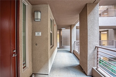 Burbank Village Walk unit 206, Burbank, CA 91502 - photo 7