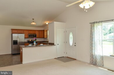 58 Mount Vernon Dr, Colonial Beach, VA 22443 - photo 4