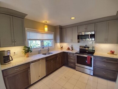 13 Oak Leaf Way unit 13, Peabody, MA 01960 - photo 6