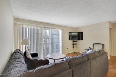 53 Players Cir, Tinton Falls, NJ 07724 - photo 7