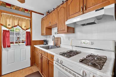 745 Cliffwood Ave, Keyport, NJ 07735 - photo 7