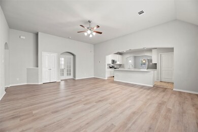 1666 Maggie Trail Dr, Alvin, TX 77511 - photo 6