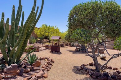 4-web-or-mls-6145 E 14th Ave (04)