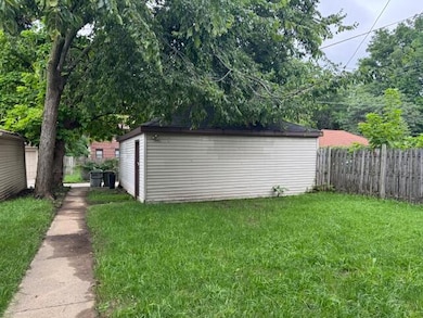 3287 N 49th St unit 3289, Milwaukee, WI 53216 - photo 6