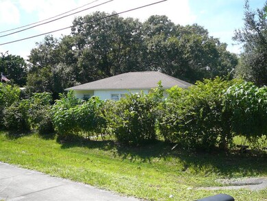 2017 Sunrise Blvd, Fort Pierce, FL 34950 - photo 2