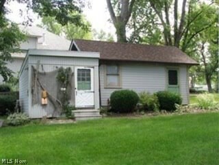 4313 E Lake Rd, Sheffield Lake, OH 44054 - photo 3