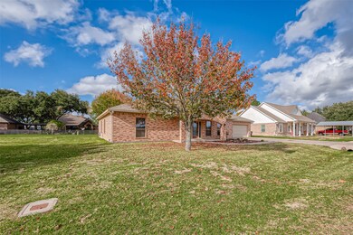 3714 Melvin Ct, Needville, TX 77461 - photo 2