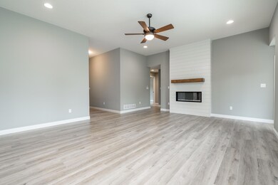 406 Grapevine