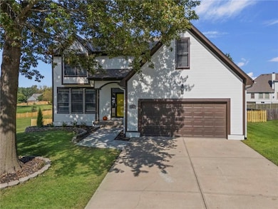 1508 Bridlewood Ln, Raymore, MO 64083 - photo 6