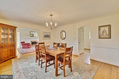 3220 Juniper Ln, Falls Church, VA 22044 - photo 6