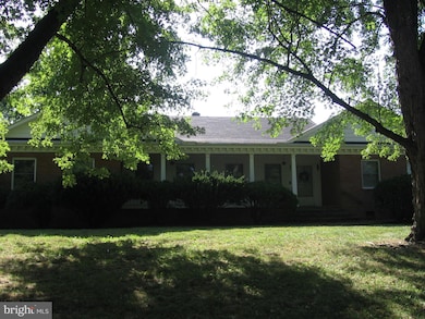 349 Town Run Ln, Stephens City, VA 22655 - photo 4