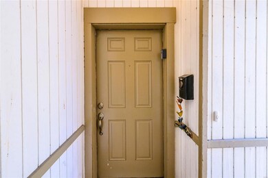 1006 Allen Ave, Saint Louis, MO 63104 - photo 3