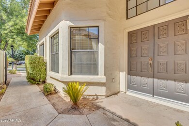 1839 E Sarah Ln-5