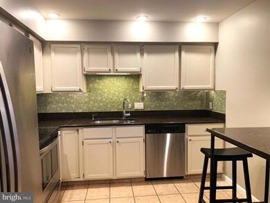 103 Valley Stream Cir unit 103, Chesterbrook, PA 19087 - photo 5