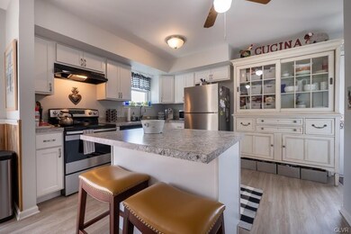 3064 Duckworth Dr, Pottstown, PA 19464 - photo 5