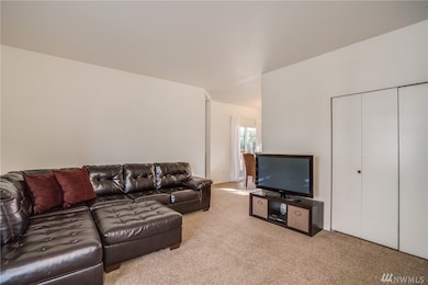 607 S Lawler Ave, East Wenatchee, WA 98802 - photo 2