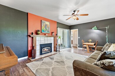 Large Living room!