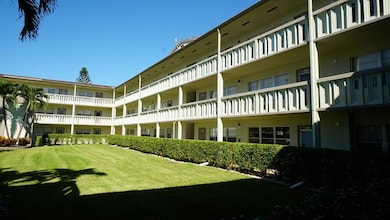 8 Dorset A unit A, Boca Raton, FL 33434 - photo 2