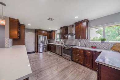 6703 Old Massey Ranch Rd, Pearland, TX 77584 - photo 5