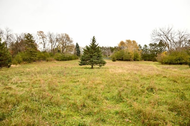 Wide open space, perfect for building your dream home