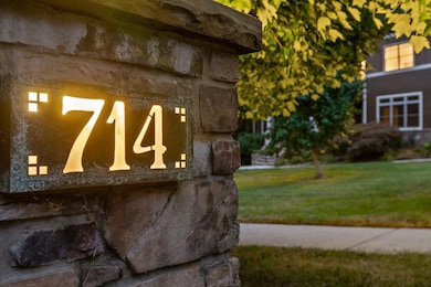 140-Berry Spring Path-136