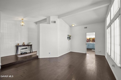 2038 Falcon Ave, Palmdale, CA 93551 - photo 6