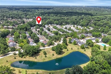 8847 Holly Ln unit 41, Olmsted Falls, OH 44138 - photo 5