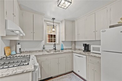 11 Cross St, Newport, RI 02840 - photo 6