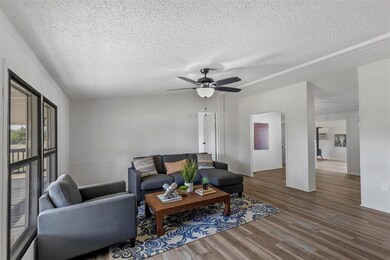 5116 Misty Hollow Dr, Joshua, TX 76058 - photo 6