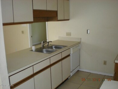 5868 Liska Dr, Jacksonville, FL 32244 - photo 6