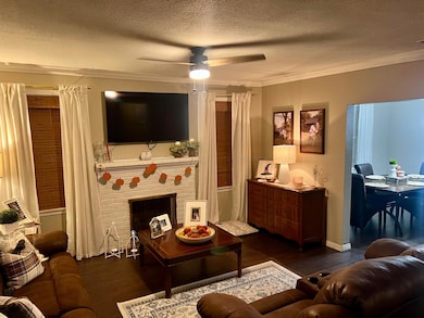 910 2nd St SW, Reform, AL 35481 - photo 2