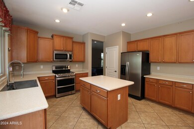 2219 S Valle Verde unit 8, Mesa, AZ 85209 - photo 2