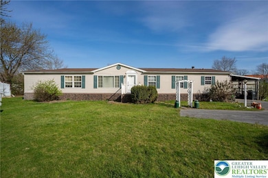 183 Greenbriar Dr S, Bath, PA 18014 - photo 2