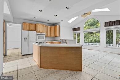 5607 Harvey Ct, White Marsh, MD 21162 - photo 3