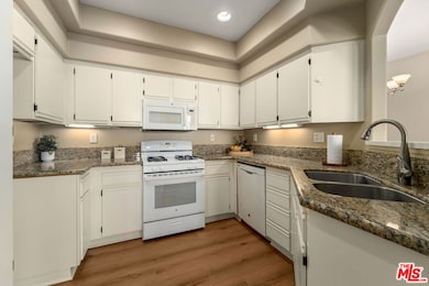 7921 E Quinn Dr, Anaheim, CA 92808 - photo 6