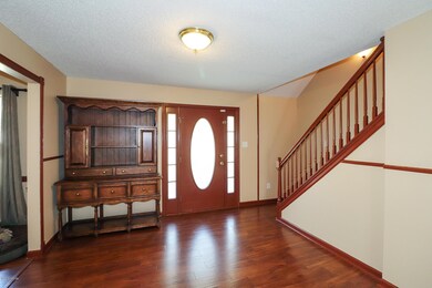 6 Foyer