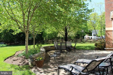 3403 Blakesley Hall Ct, Herndon, VA 20171 - photo 3