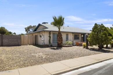 1049 E Garnet Ave, Mesa, AZ 85204 - photo 3