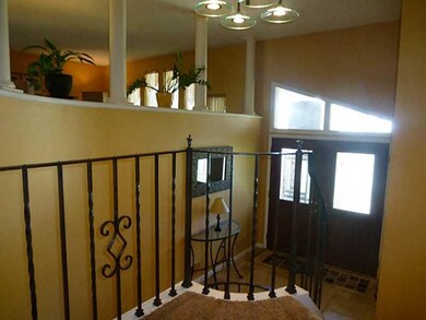 Entry/Foyer.