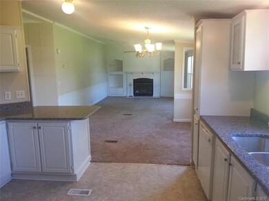 127 Camp Oak Rd, Statesville, NC 28677 - photo 3