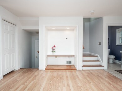 26 Farmland Rd unit A, Lowell, MA 01850 - photo 3