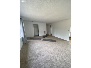 314 NE Faulconer St, Sheridan, OR 97378 - photo 7