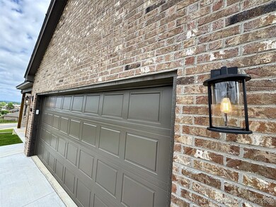 566 Woodlands Dr, Tahlequah, OK 74464 - photo 3