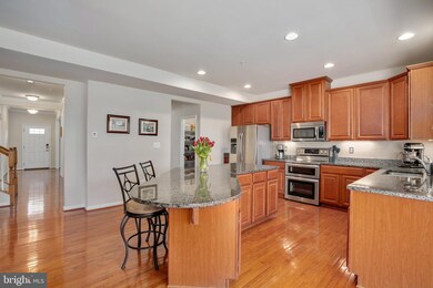 5846 Claremont Dr, Elkridge, MD 21075 - photo 4